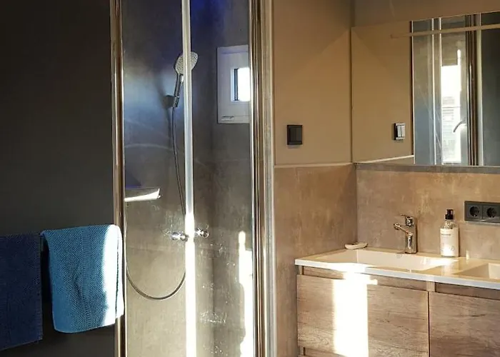 Poellodge, Luxe Houseboot Met Zonnig Terras Apartamento Aalsmeer