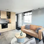 Lejlighed Poellodge, Luxe Houseboot Met Zonnig Terras *