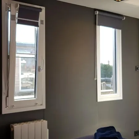 公寓 Poellodge, Luxe Houseboot Met Zonnig Terras